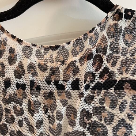 Body suit Snow leopard bodysuit - Picture 2 of 5